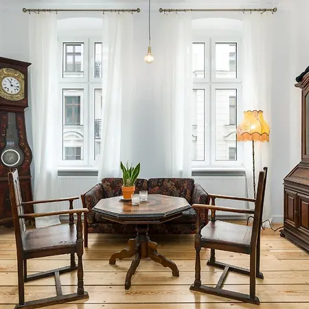 Apartment Fitzcarraldo With A Bathtub